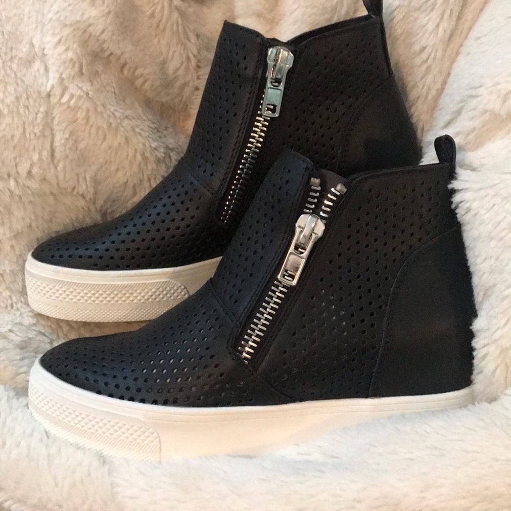 Steve Madden Secret Wedge Sneakers